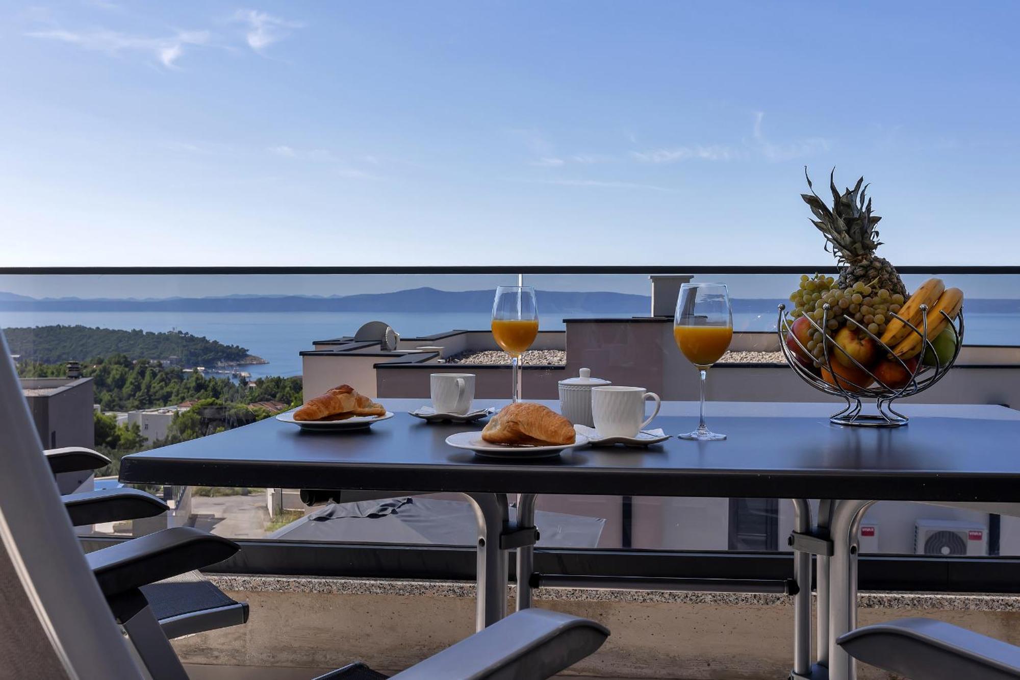 Villa Adria Makarska Bagian luar foto