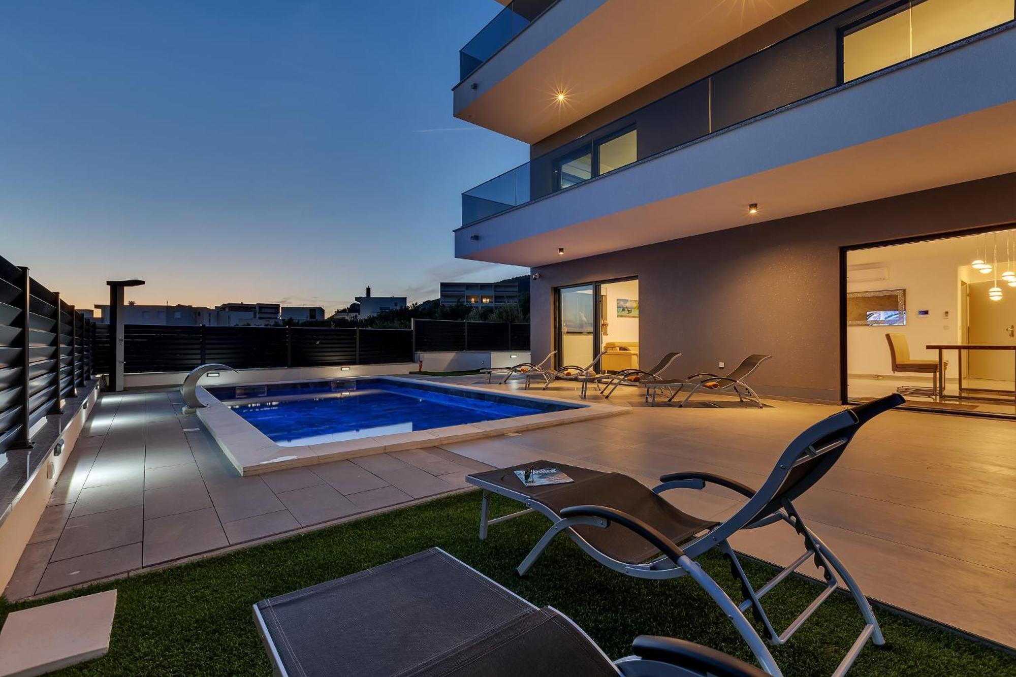 Villa Adria Makarska Bagian luar foto