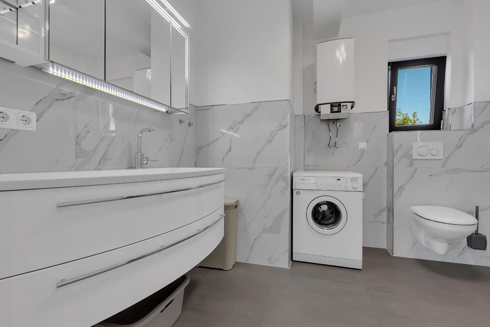 Villa Adria Makarska Bagian luar foto